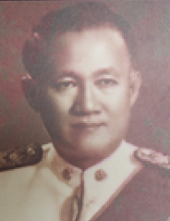 นายสุนทร หงส์ลดารมภ์