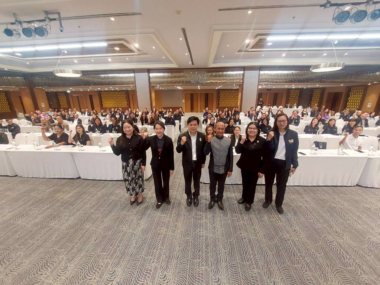 สภาพัฒน์จัดรับฟังความคิดเห็นภาคีการพัฒนาต่อร่างกรอบแผนฯ 14 พื้นที่ภาคใต้ฝั่งอันดามัน ณ จังหวัดตรัง