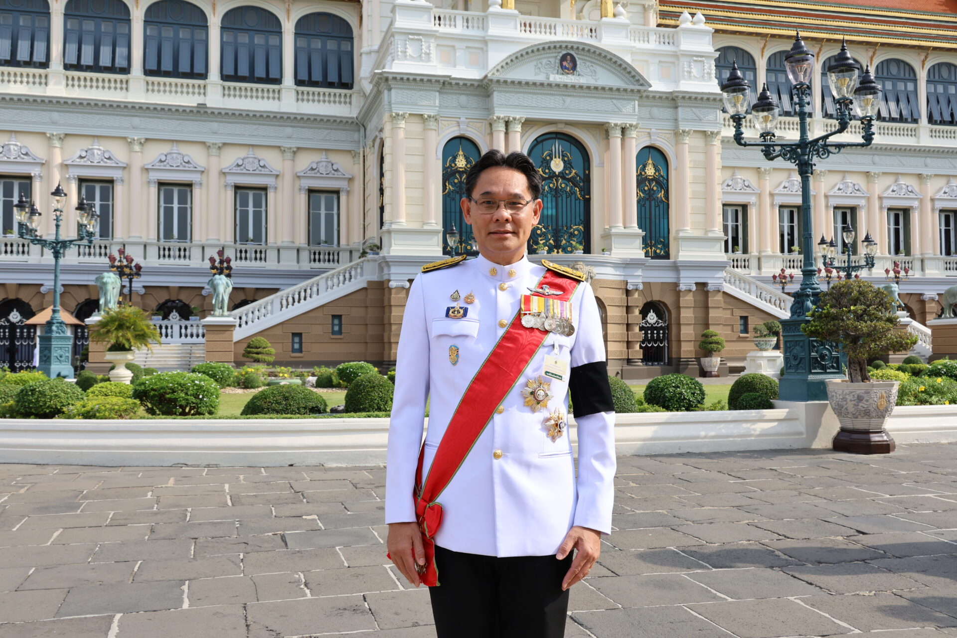 เลขาธิการสภาพัฒน์ เข้าเฝ้าทูลละอองธุลีพระบาทรับเสด็จ ในการพระราชพิธีฉัตรมงคล